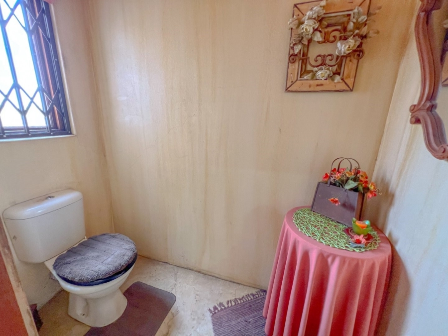 5 Bedroom Property for Sale in Maraldi Estate Free State